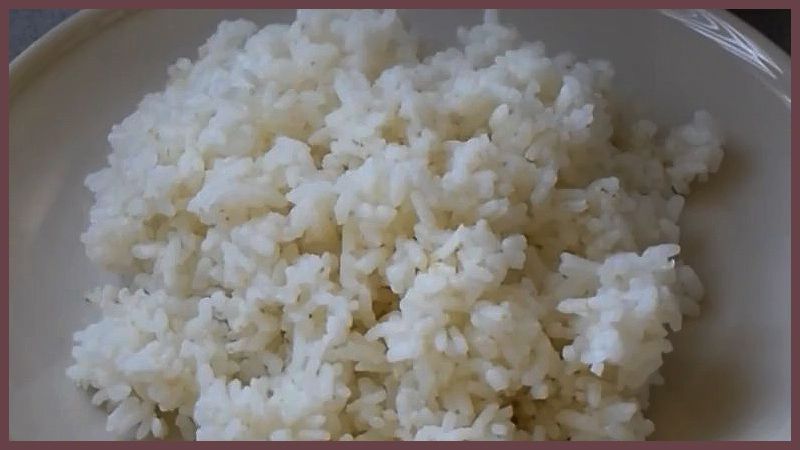 отваренный круглозерный рис
